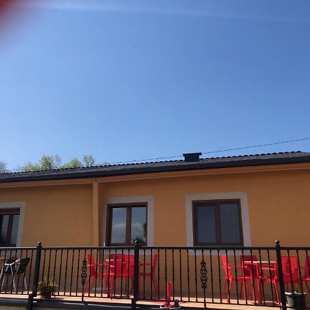 Albergue O Cruceiro Salgueiros ภายนอก รูปภาพ